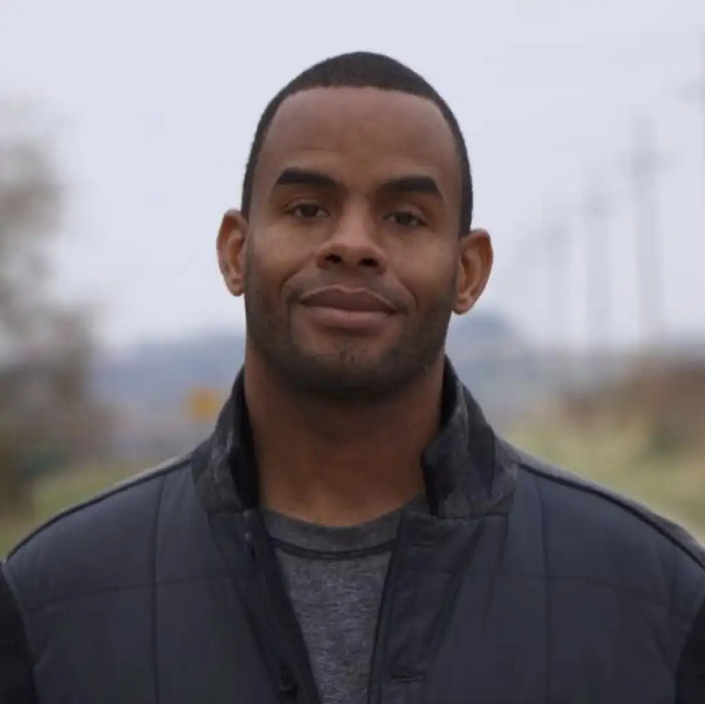 کنان کاموانا هالی