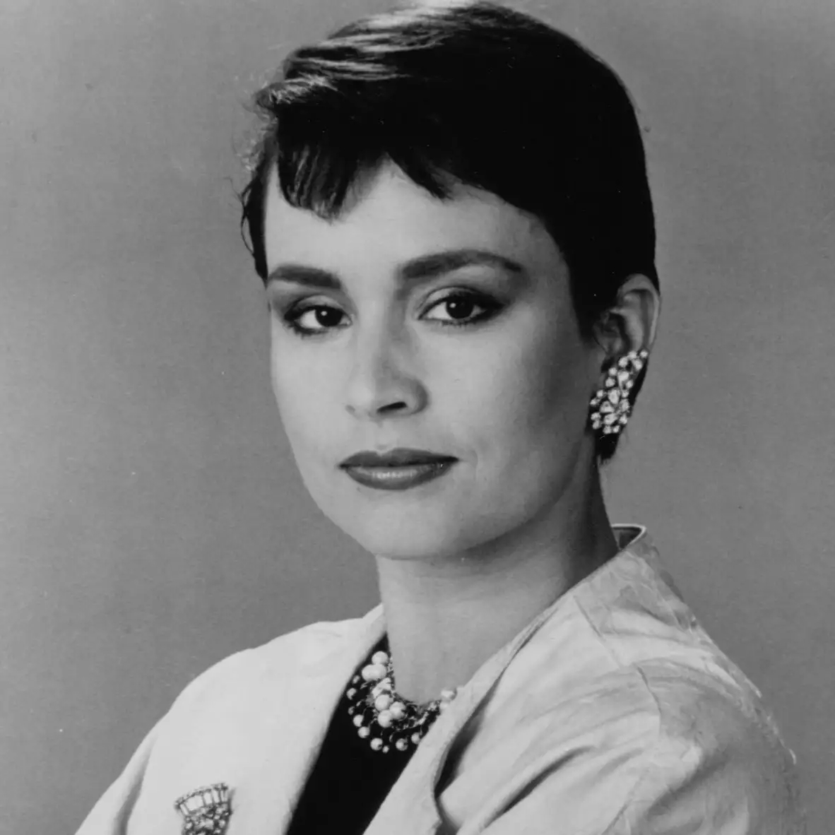 دایان ونورا