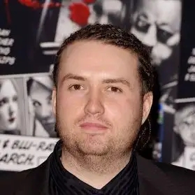 دومینیک برنز