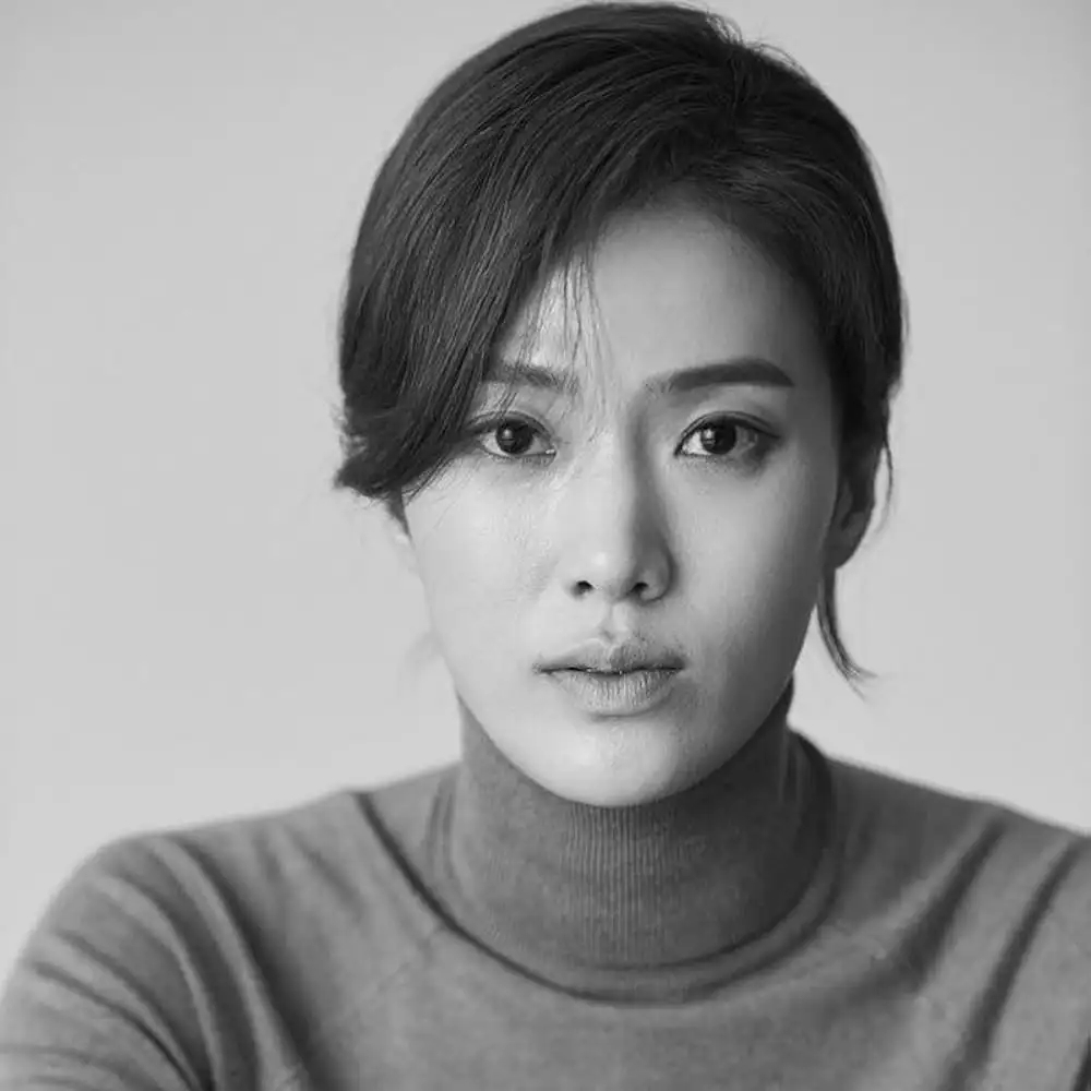 هوانگ هیون‌ بین